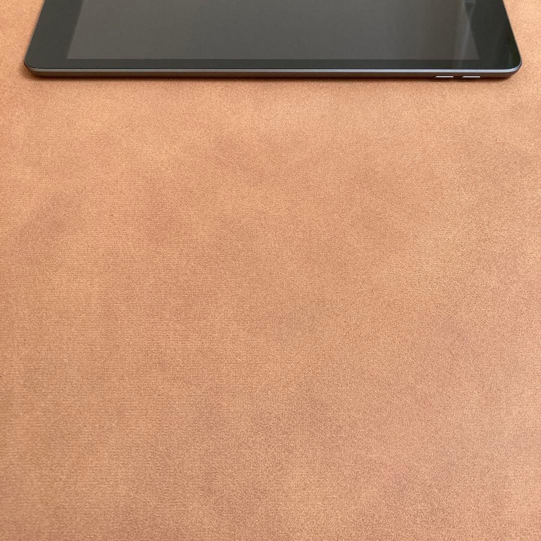 715 電池新品☆比較的美品☆iPad7 第7世代 32GB WIFIモデル☆