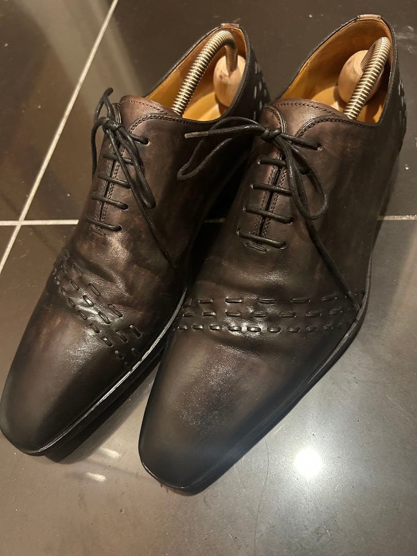 MAGNANNI ストレートチップ パティーヌ 39 革靴 黒 茶 ビジネス