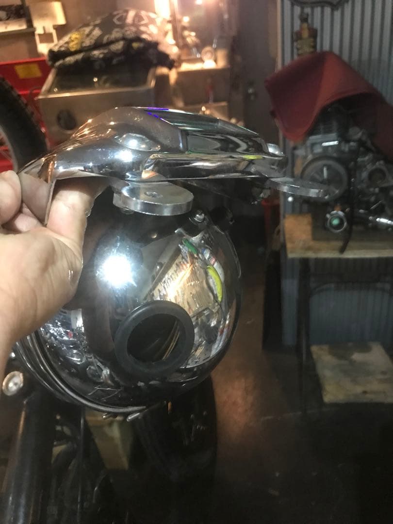 SR400 スポーツスターヘッドライト