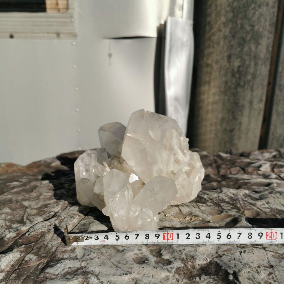 水晶クラスター　2.8キロ　鑑賞石　石　置物　オブジェ　インテリア