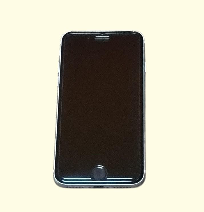 Apple iPhone SE2ホワイト A2296