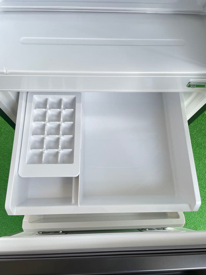 760極美品✨ アクア おしゃれダークシルバー 2ドア冷蔵庫 三段大容量冷凍室