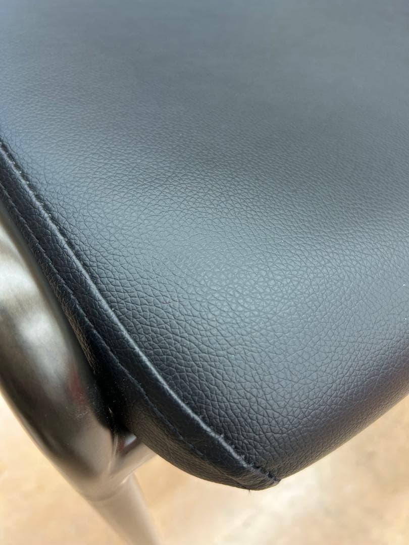 送料込み【未使用】unico HOXTON ダイニングチェア 美品