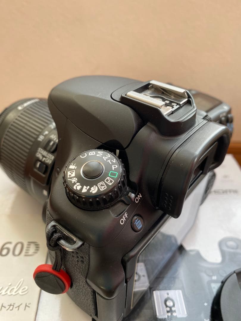 キャノン EOS 60D▪️望遠レンズ2本、標準レンズ1本　バッテリー2個付き