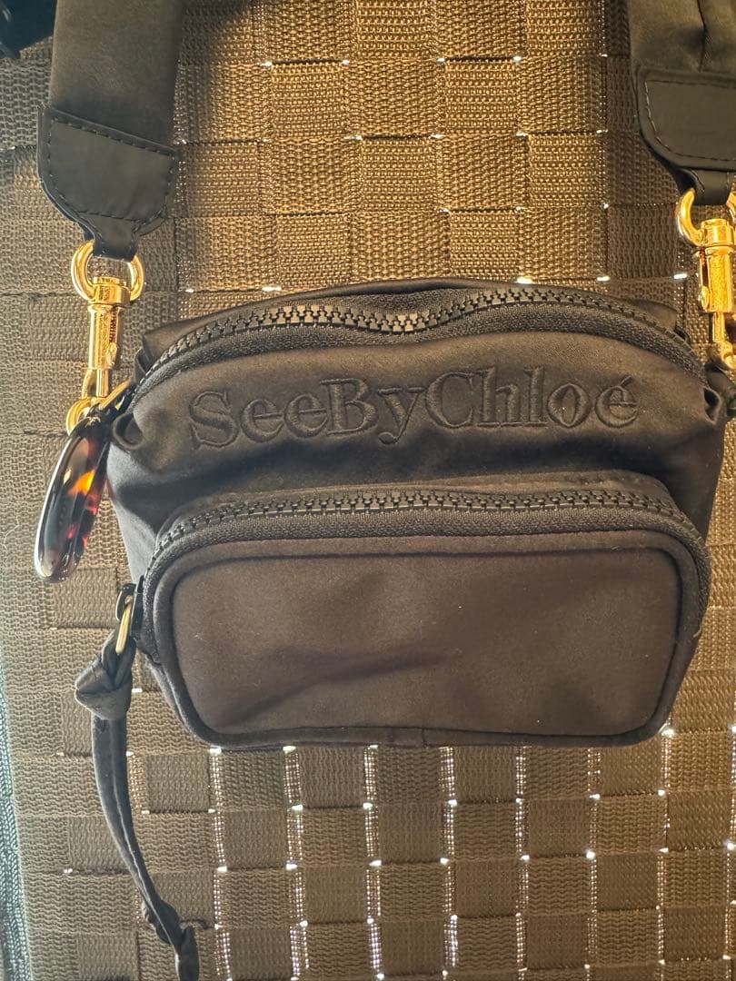 SEE BY CHLOE ショルダーバッグ クロスボディ ミニカメラバッグ