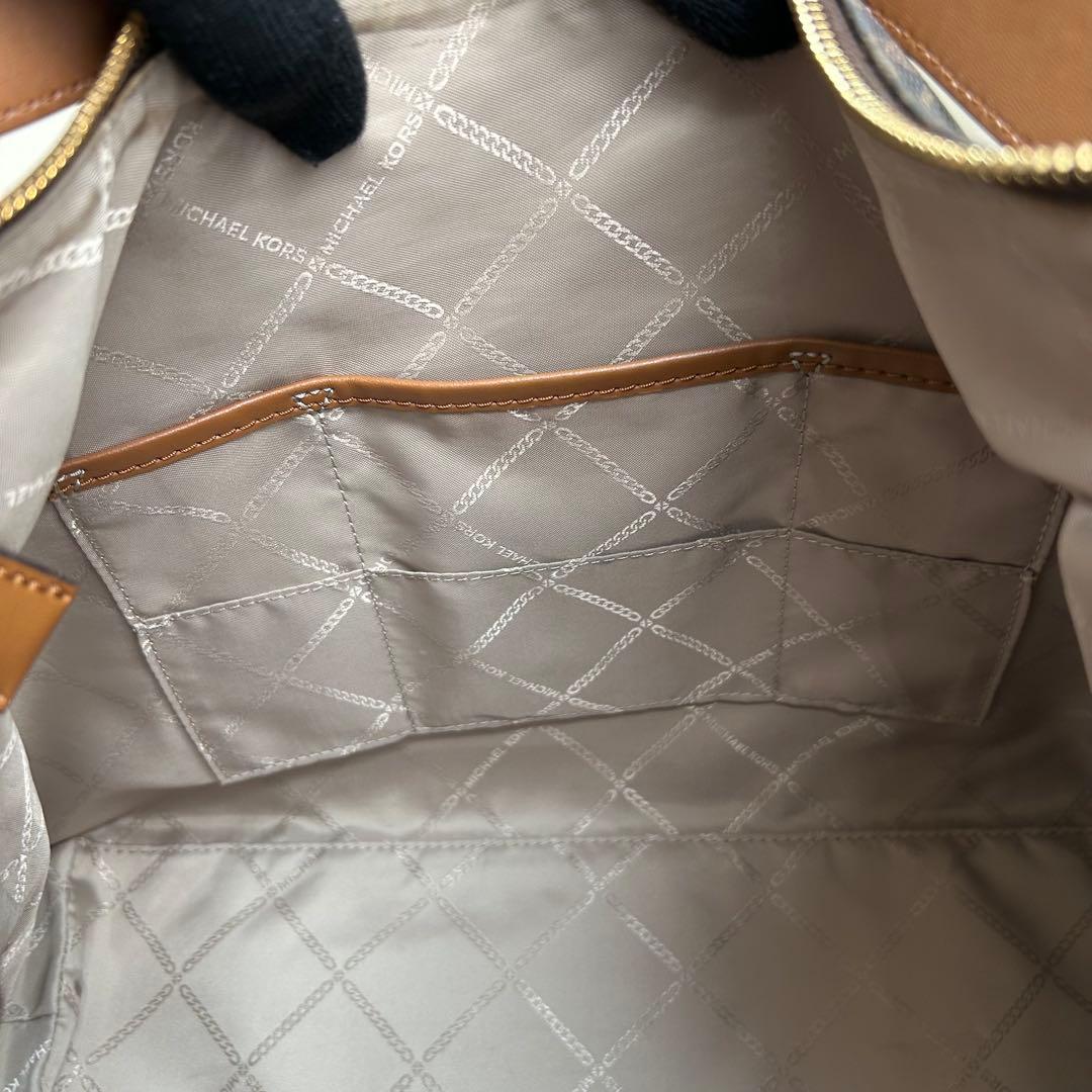 未使用級　マイケルコース　ショルダーバッグ　2way　pvc　MK柄　ロゴ　A4