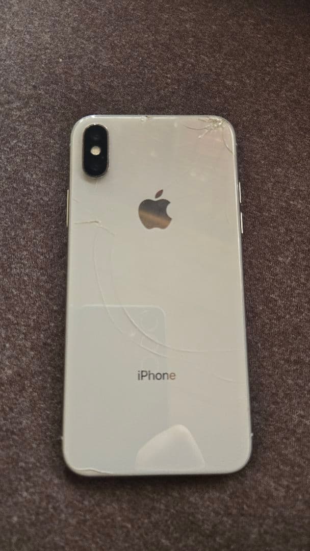 ジャンク iPhone X 　SIMフリー