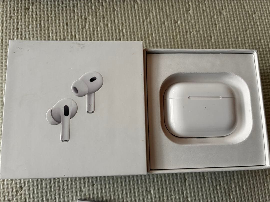 AirPods Pro 2 第2世代 lightning