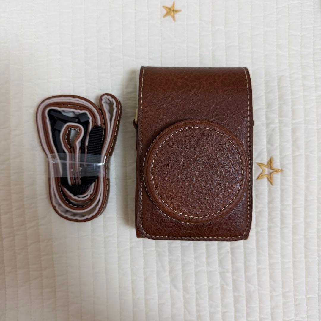 「室内試し撮りのみ」　RICOH GX III