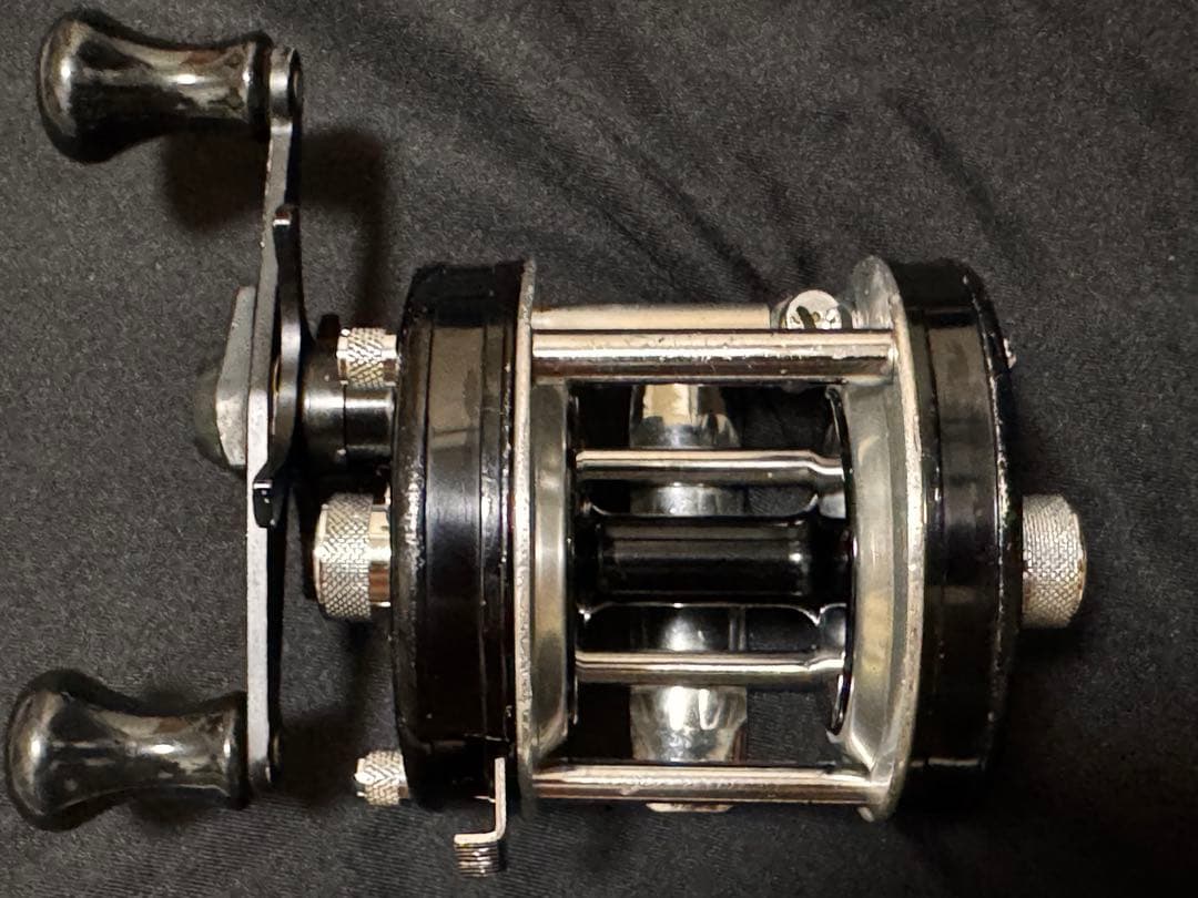 アブガルシア アンバサダー 5001C フルメンテナンス＆カシメ済