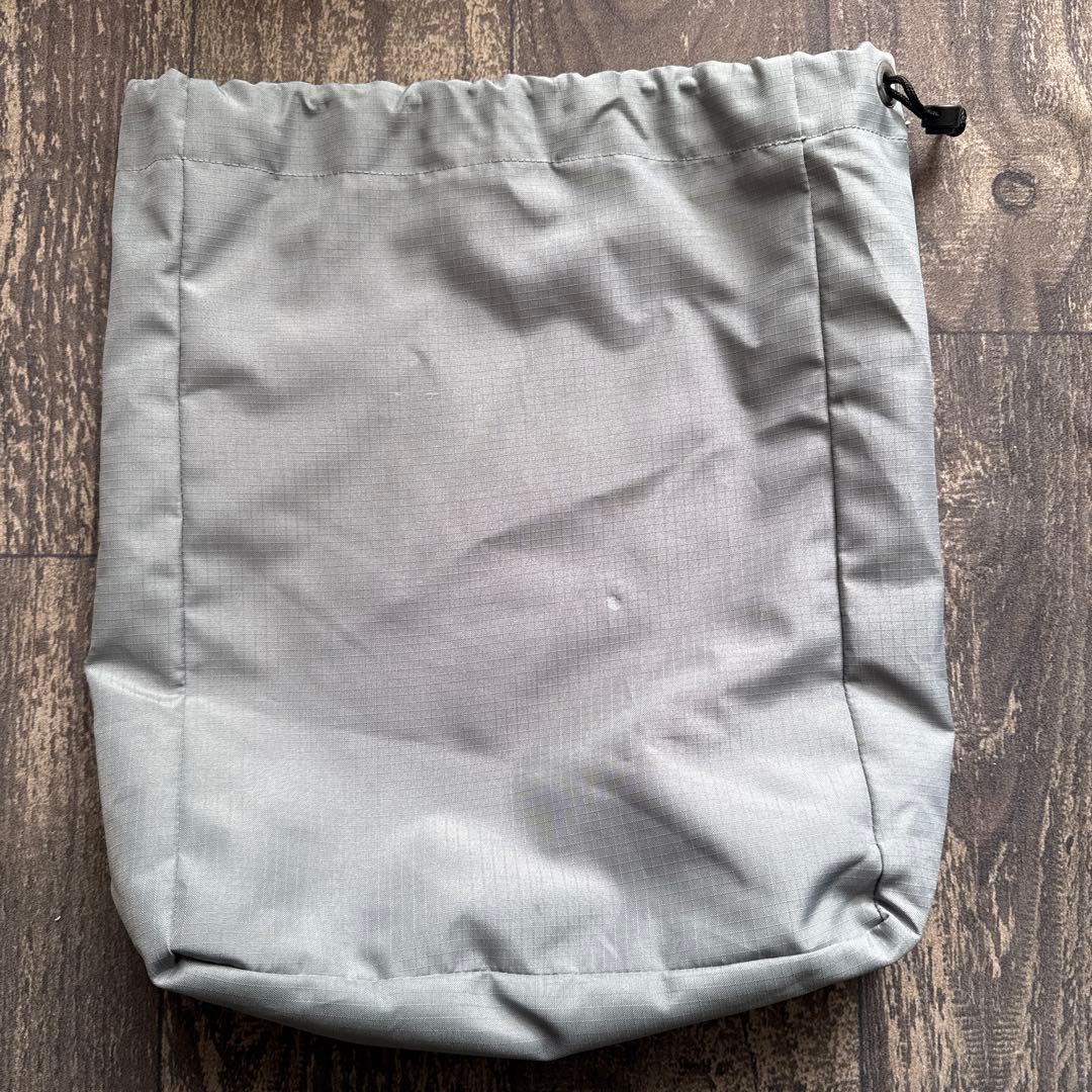 nuna ヌナ ベビーキャリア カドル cudl グレー 抱っこ紐　スタイ未使用