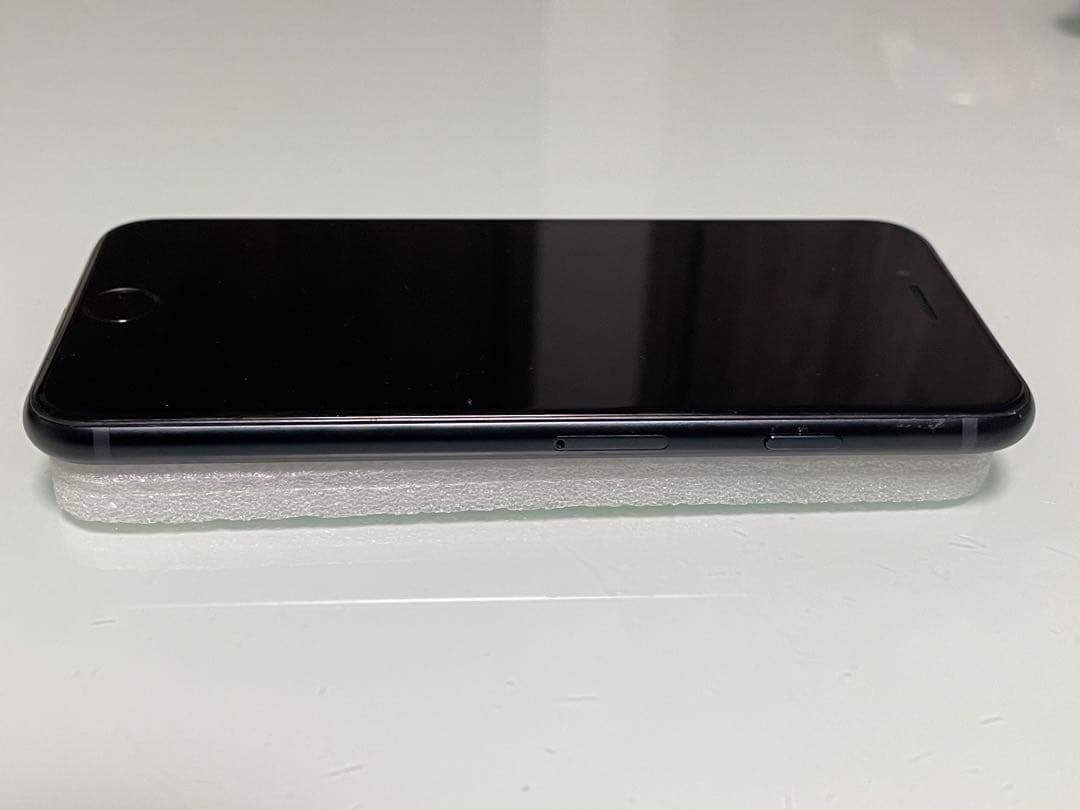 iPhone SE 第3世代 64gb ミッドナイト バッテリー100%
