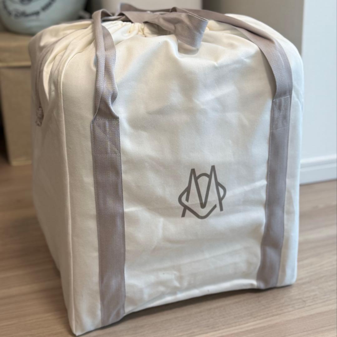 リモワ　RIMOWA Vitra ヴィトラ　アルミ製スツール 限定商品