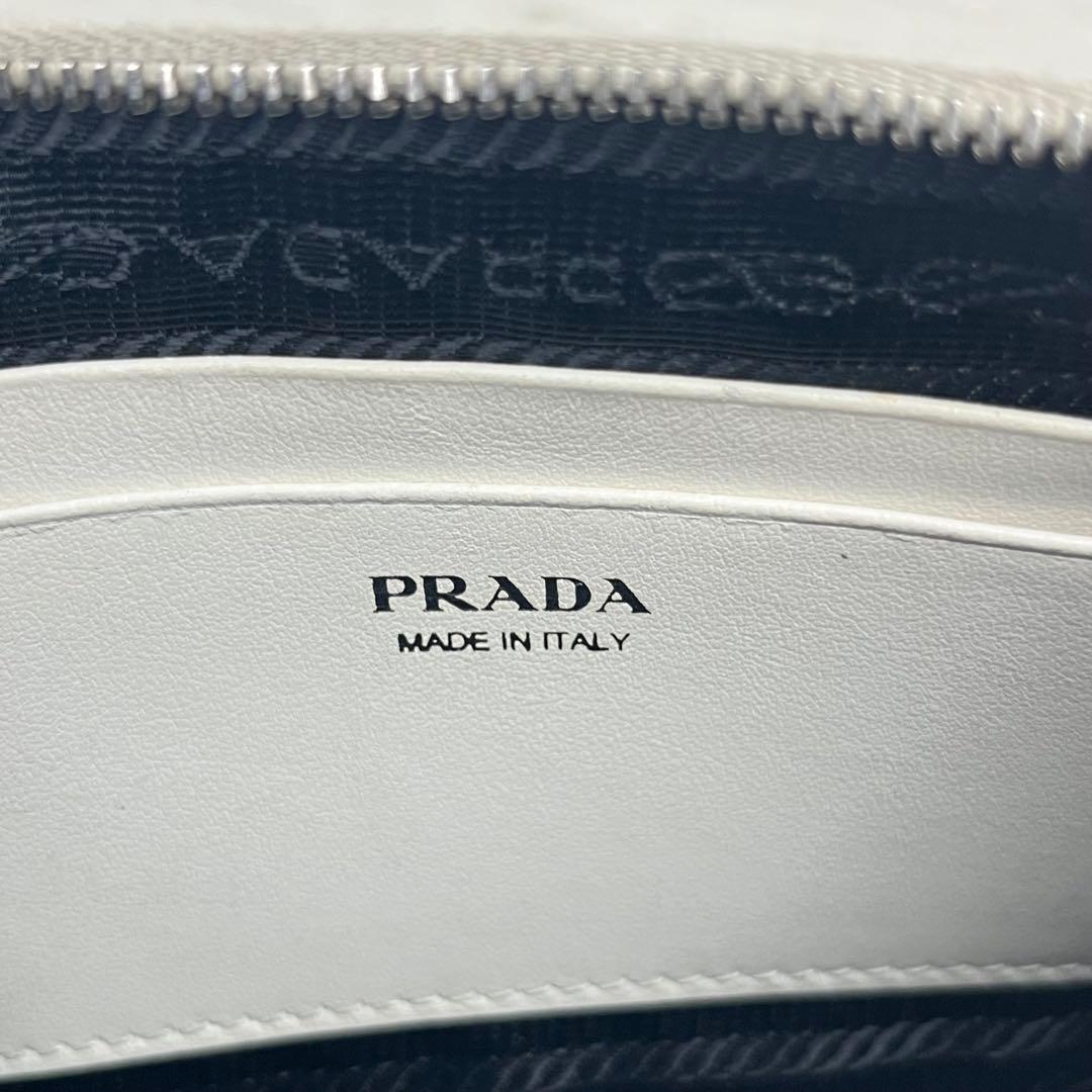 希少✨ PRADA プラダ ショルダーバッグチェーン クラッチバッグ 2way