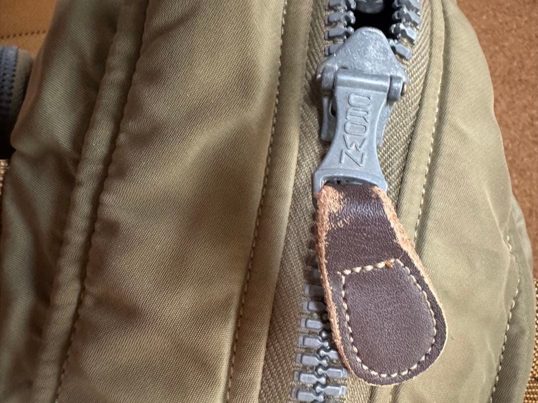 希少品⭐︎バズリクソンズ　ショルダーバッグ　BR-5 オリーブ　Mサイズ　USED