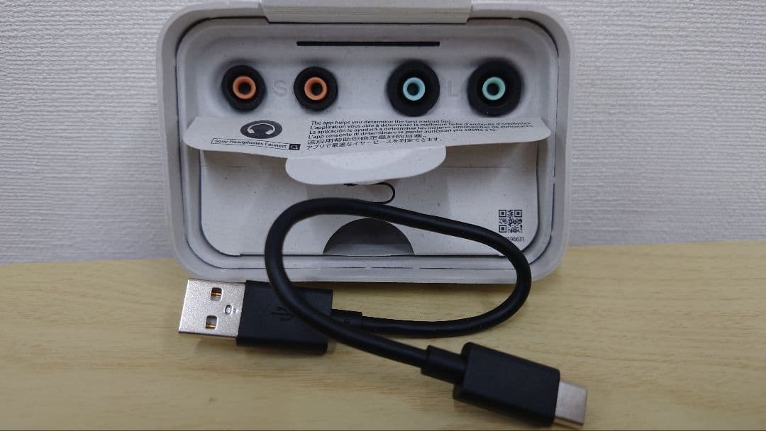 SONY WF-1000XM4ワイヤレスヘッドセット 黒（ジャンク）