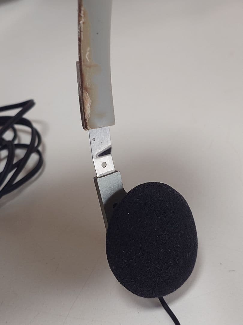 SONY 初期ウォークマン用レトロヘッドフォン 高音質 MDR-3L2 ジャンク