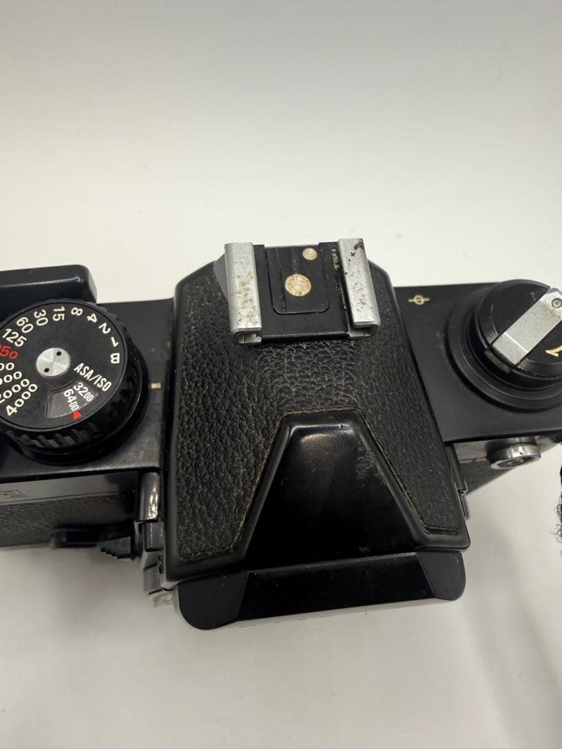 Nikon FM2 ブラック + Zoom-Nikkor 28-85mm セット