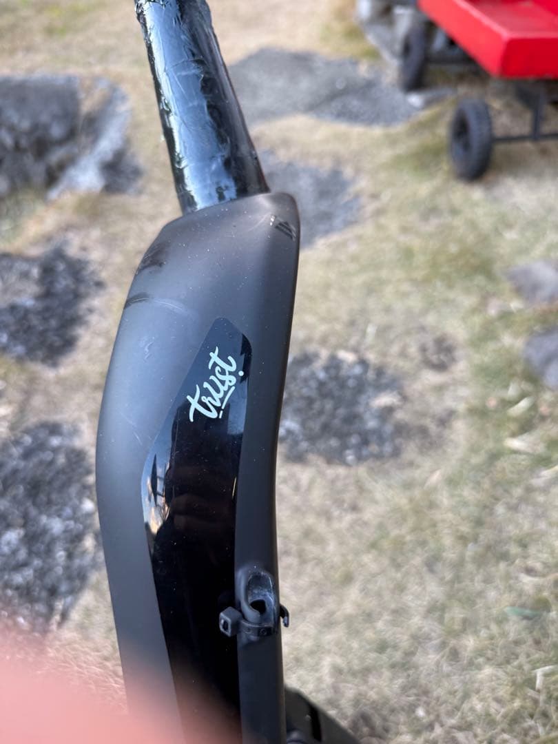 TRUST フロントフォーク