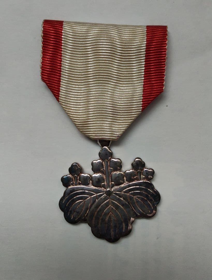 勲章セット 3個 金色 緑色 銀色