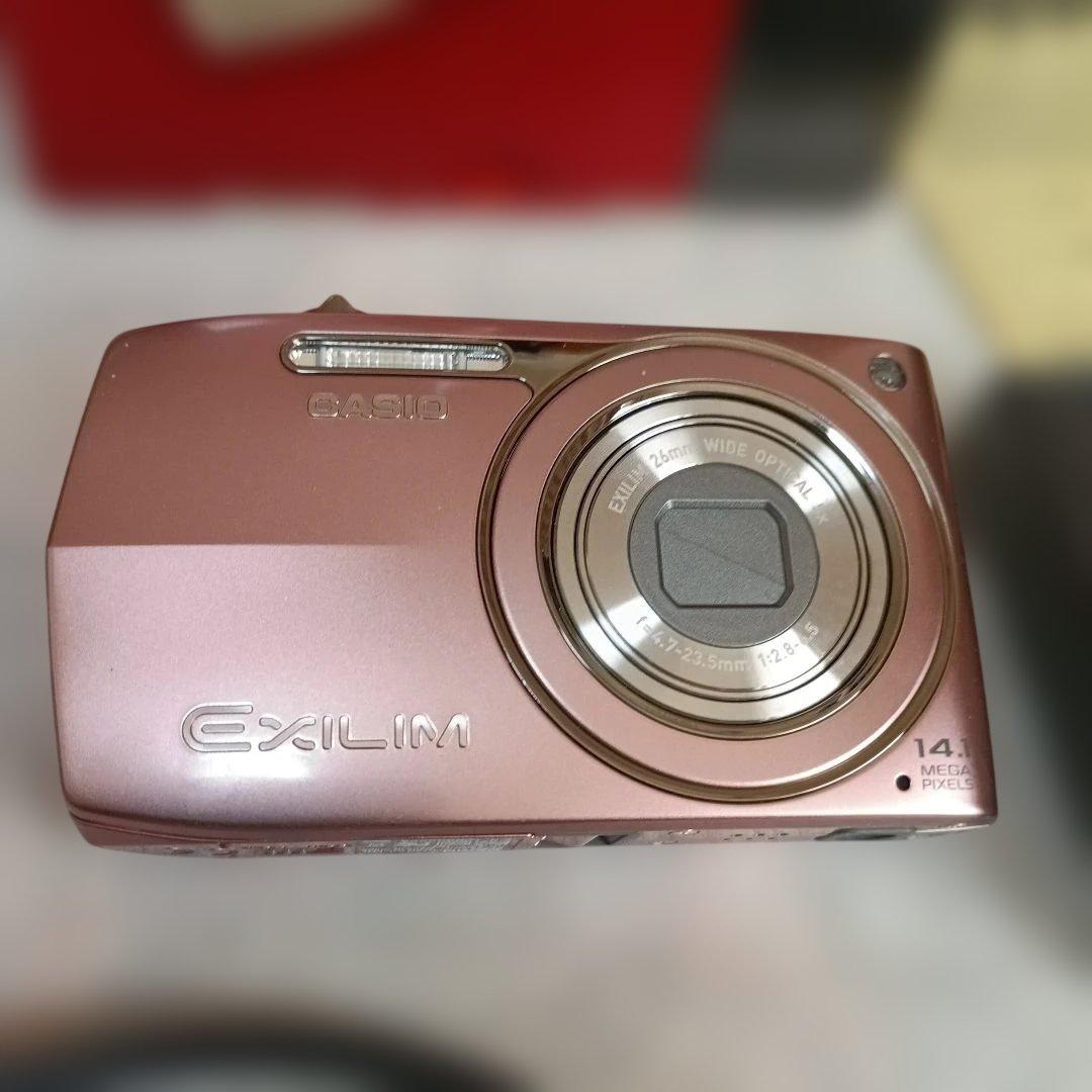 美品　CASIO カメラ　EX-Z2300 充電器　箱　ピンク コンデジ　動作品