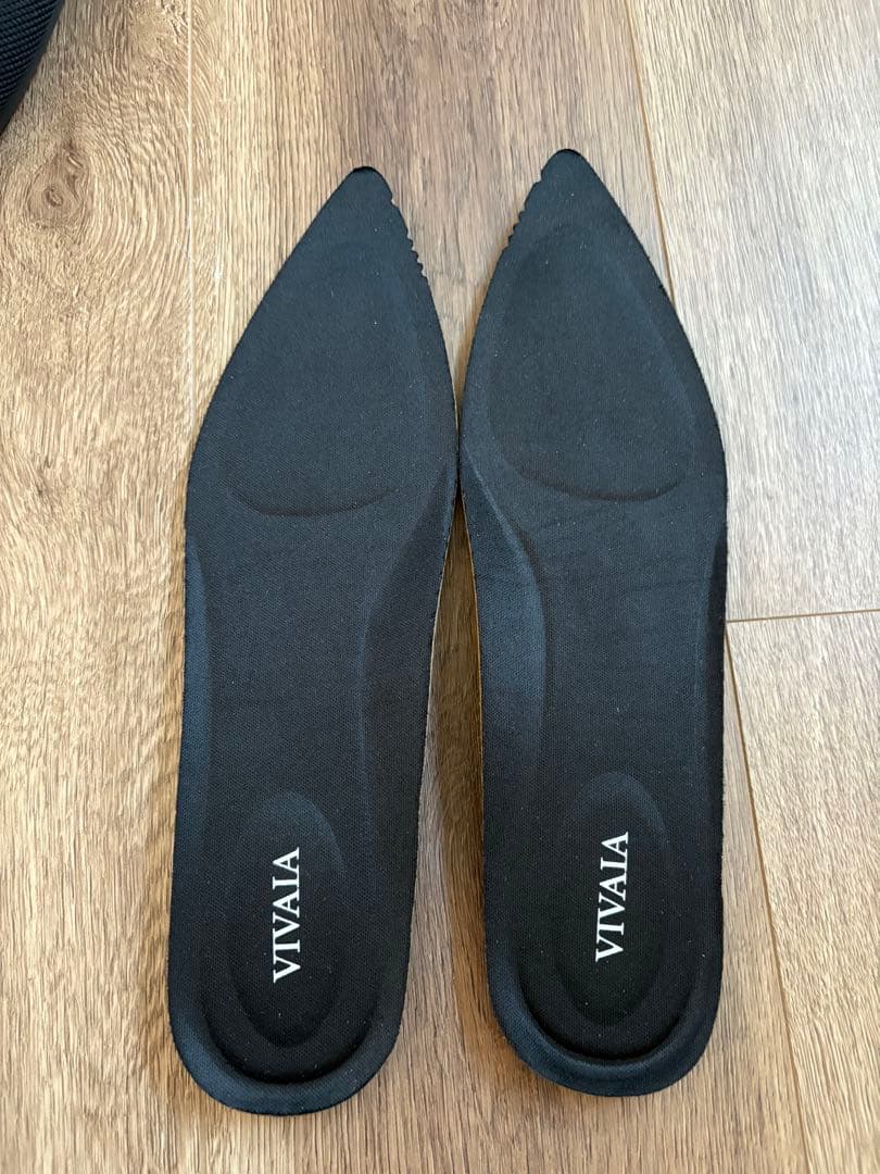 VIVAIA フラットシューズ　未使用　24.5cm