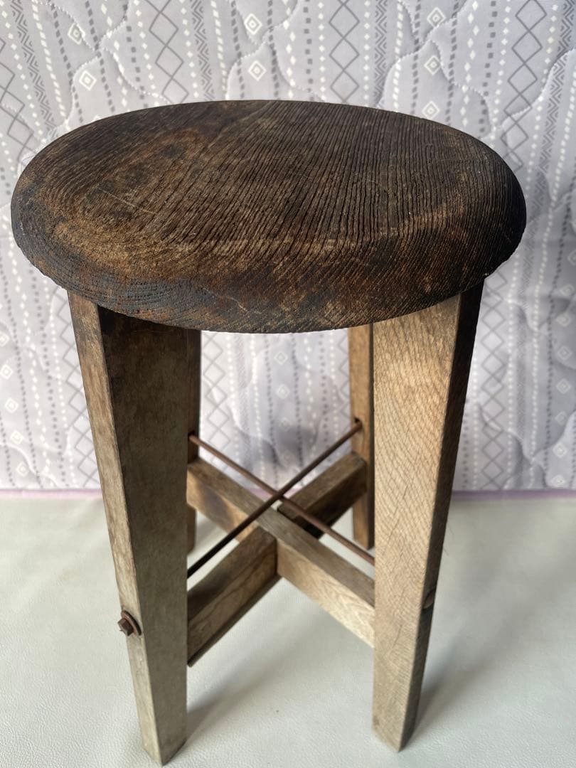 かなり古い 丸椅子 木製 スツール レトロ アンティーク ヴィンテージ チェア