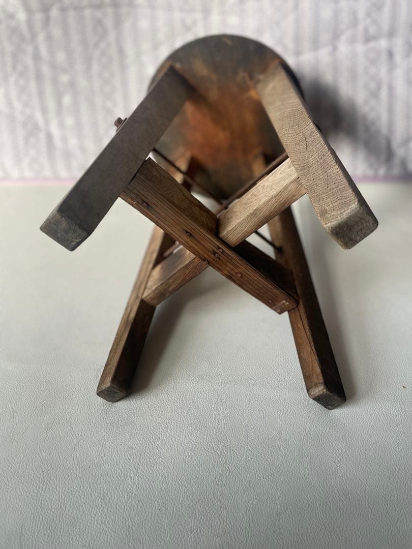 かなり古い 丸椅子 木製 スツール レトロ アンティーク ヴィンテージ チェア