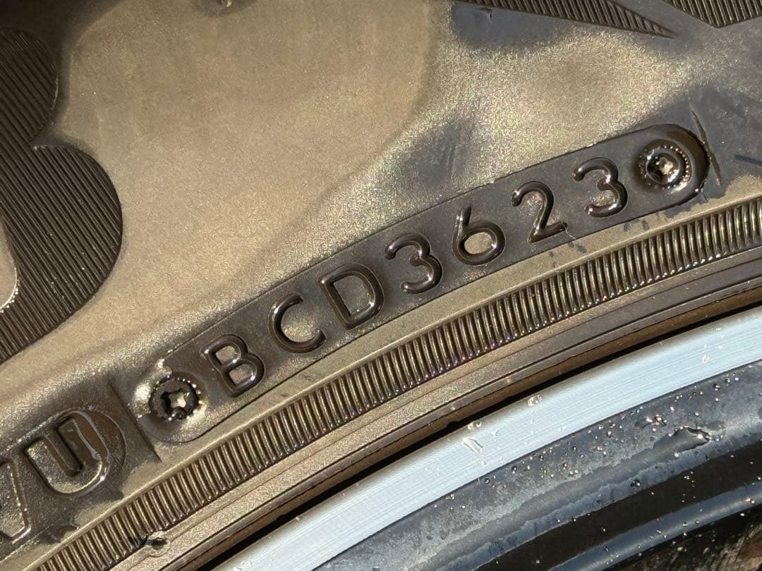 ベンツ純正255/50R19 スタッドレスタイヤ GLE(W167)/Mクラス