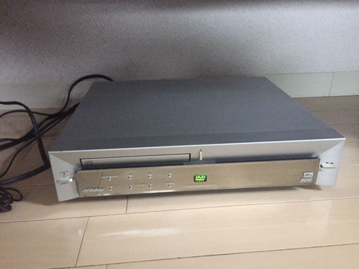 Victor・JVC TH-A5