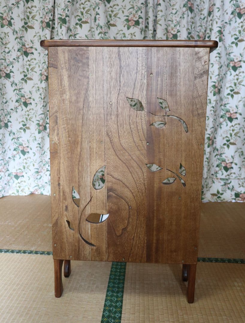 吉野杉のさくらの飾り棚　手作り　奈良