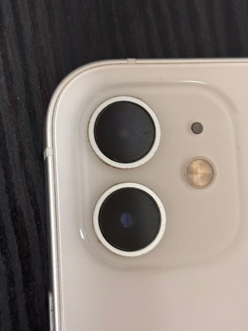 Apple iPhone 12 本体 ホワイト　SIMフリー