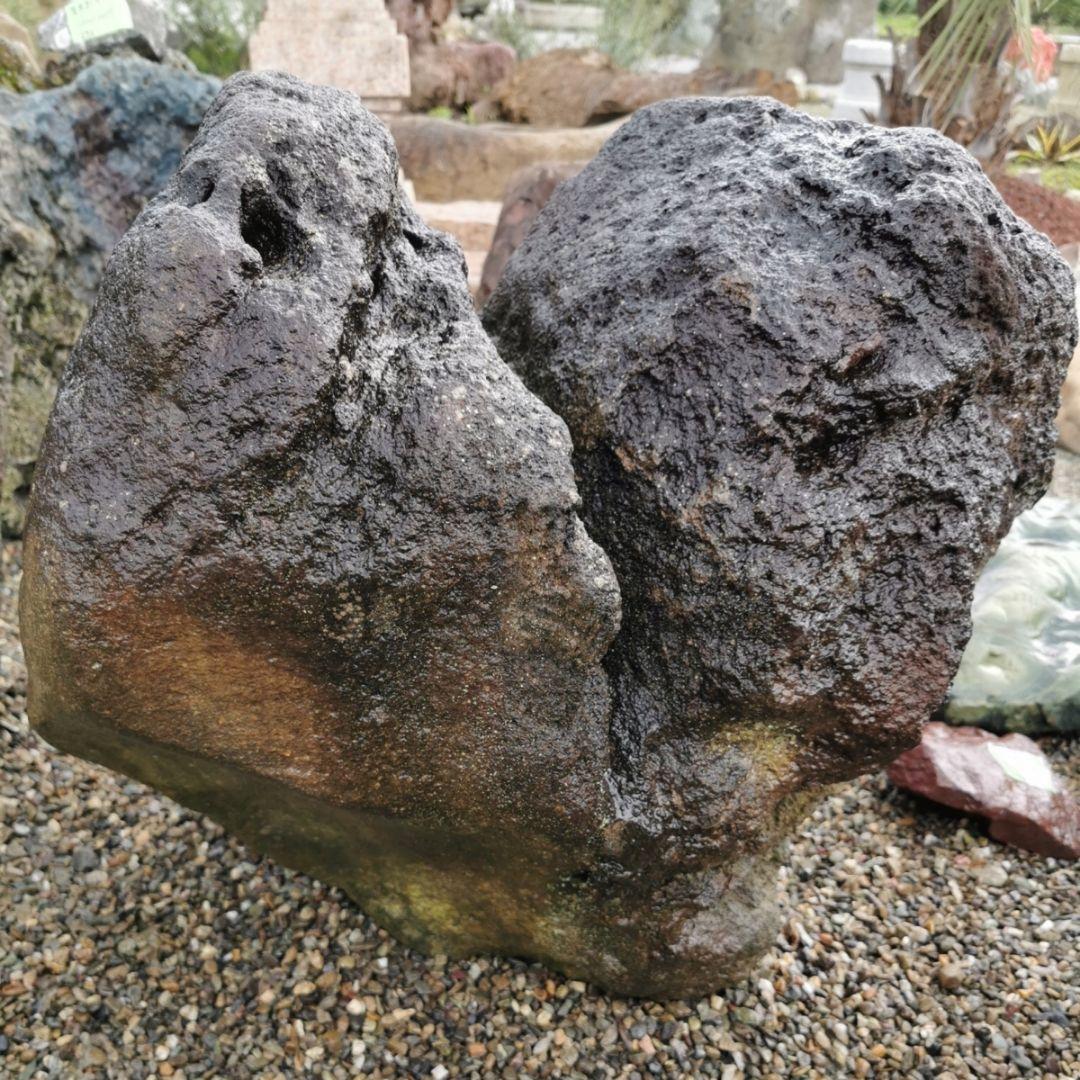 鳥海石ハート206キロ　庭石　鑑賞石　石　ガーデニング　ロックガーデン　サボテン