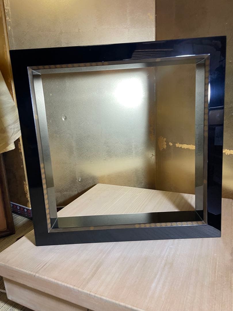 輪島塗　炉縁　目代宗芳作　 押面銀唐松　共箱　木製真塗 共箱　 未使用　茶道具