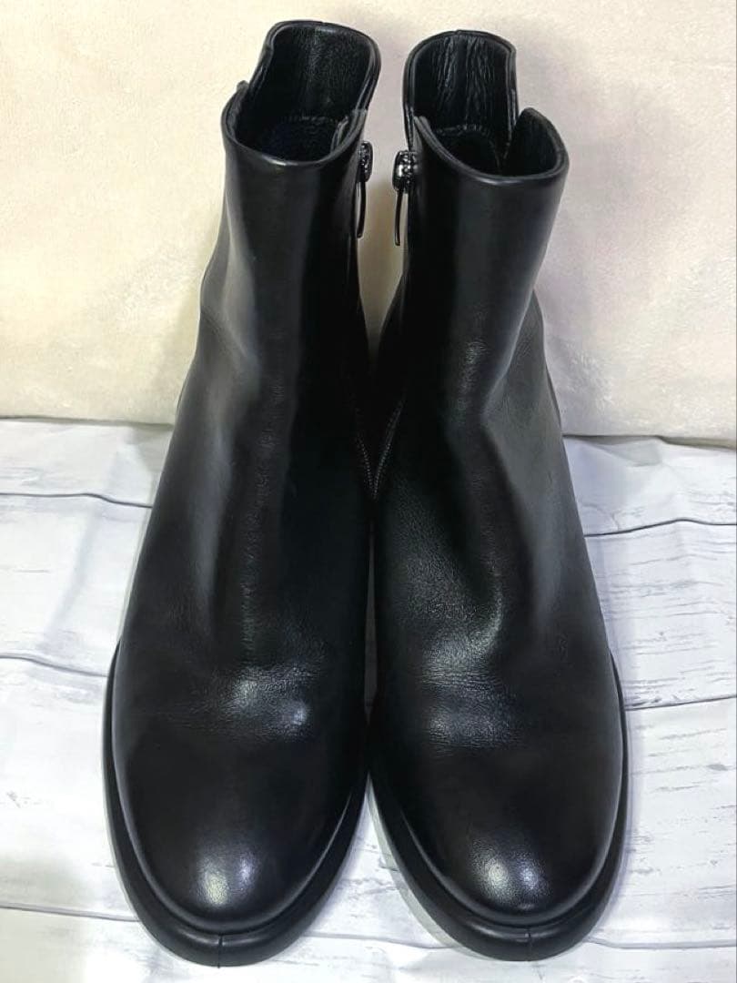 ECCOレザーミッドカットブーツ Sculpted Lx 55 ブラック レザー