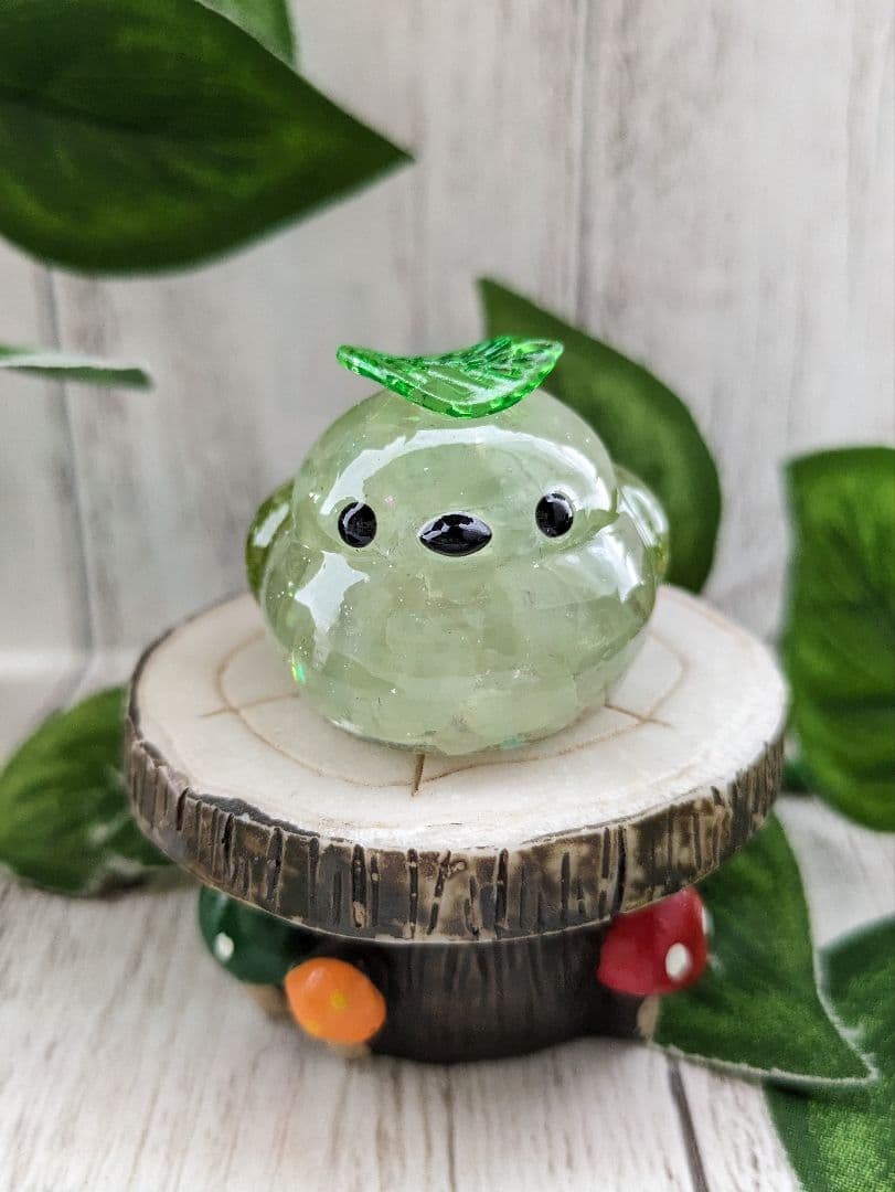 【つる927】ミニサイズ！ペリドットの蝶ネクタイねこちゃん形オルゴ☆他３点