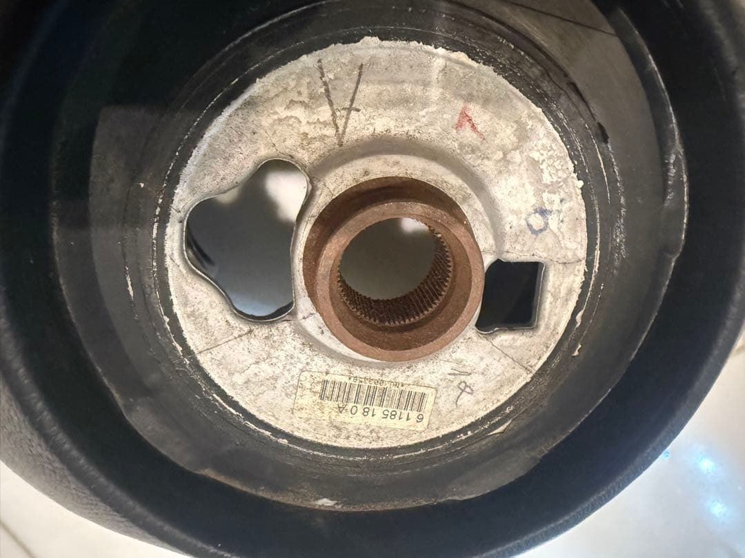 メルセデスベンツ　ステアリング　W210、W211？