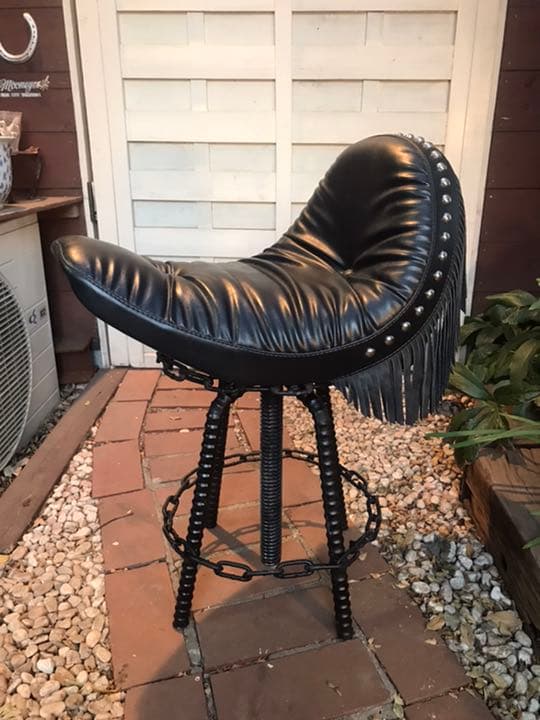 ワンオフ　スツール　レザー シート　カスタム品　ハーレー