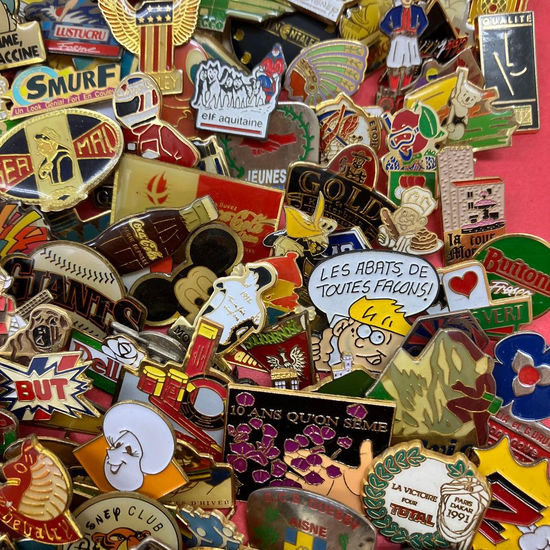 フランス雑貨★ピンバッジ大量220個セット★