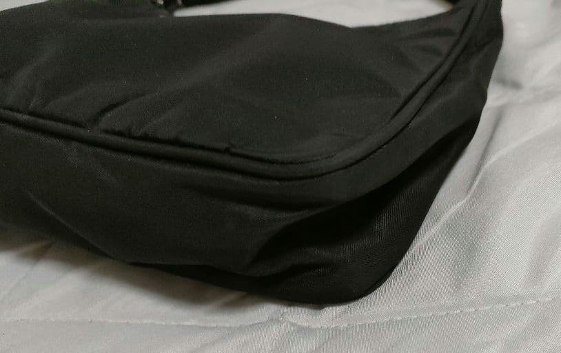 お値下げ依頼主　本日最終価格！　PRADA　ミニトートバッグ