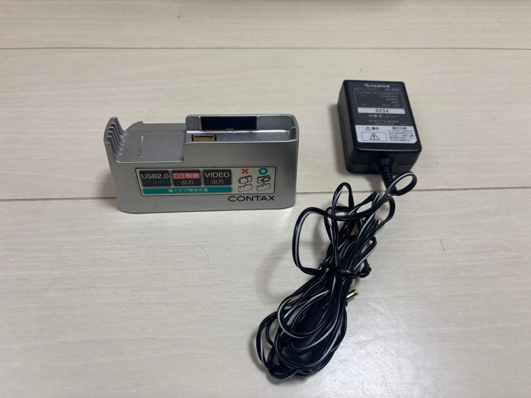 CONTAX U4R Carl Zeiss Tessar T* バッテリー無し