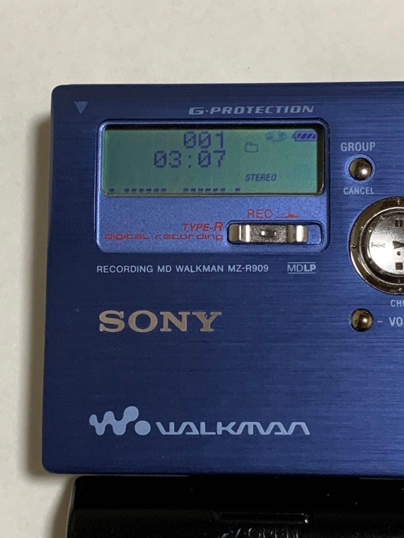 SONY MZ-R909 ポータブルMDプレーヤー