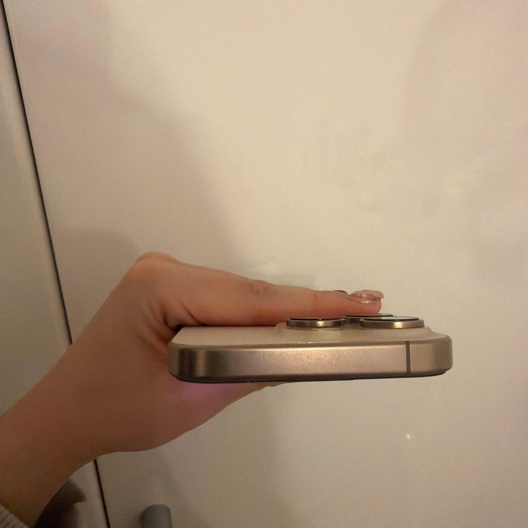 iPhone 16Pro ゴールド 本体(256GB)