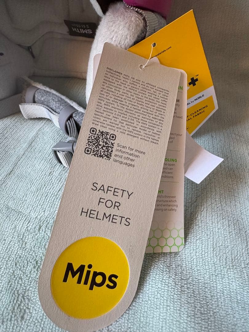 SMITH ヘルメット　MIPS搭載　コロイド素材　レディースS