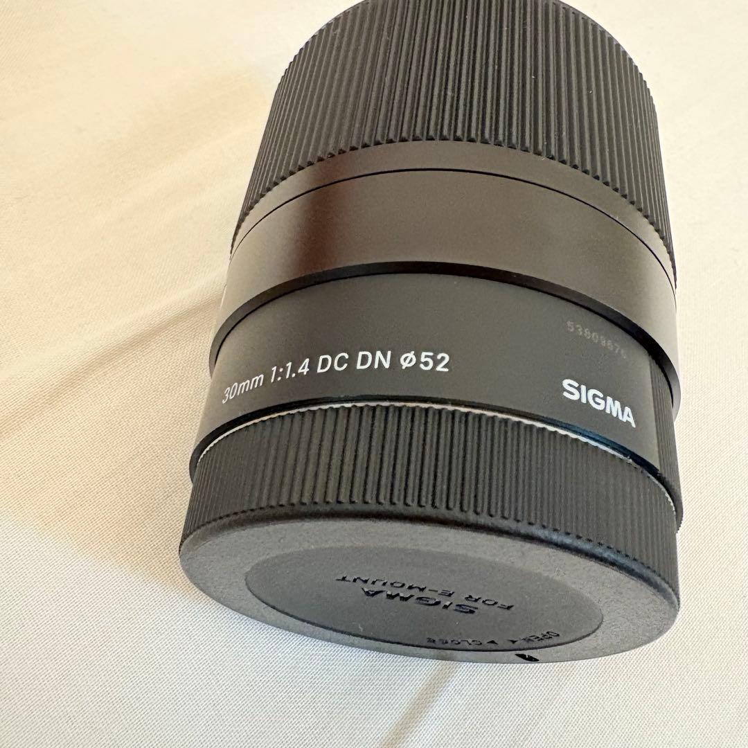 レンズSIGMA Contemporary 30mm F1.4 DC DN