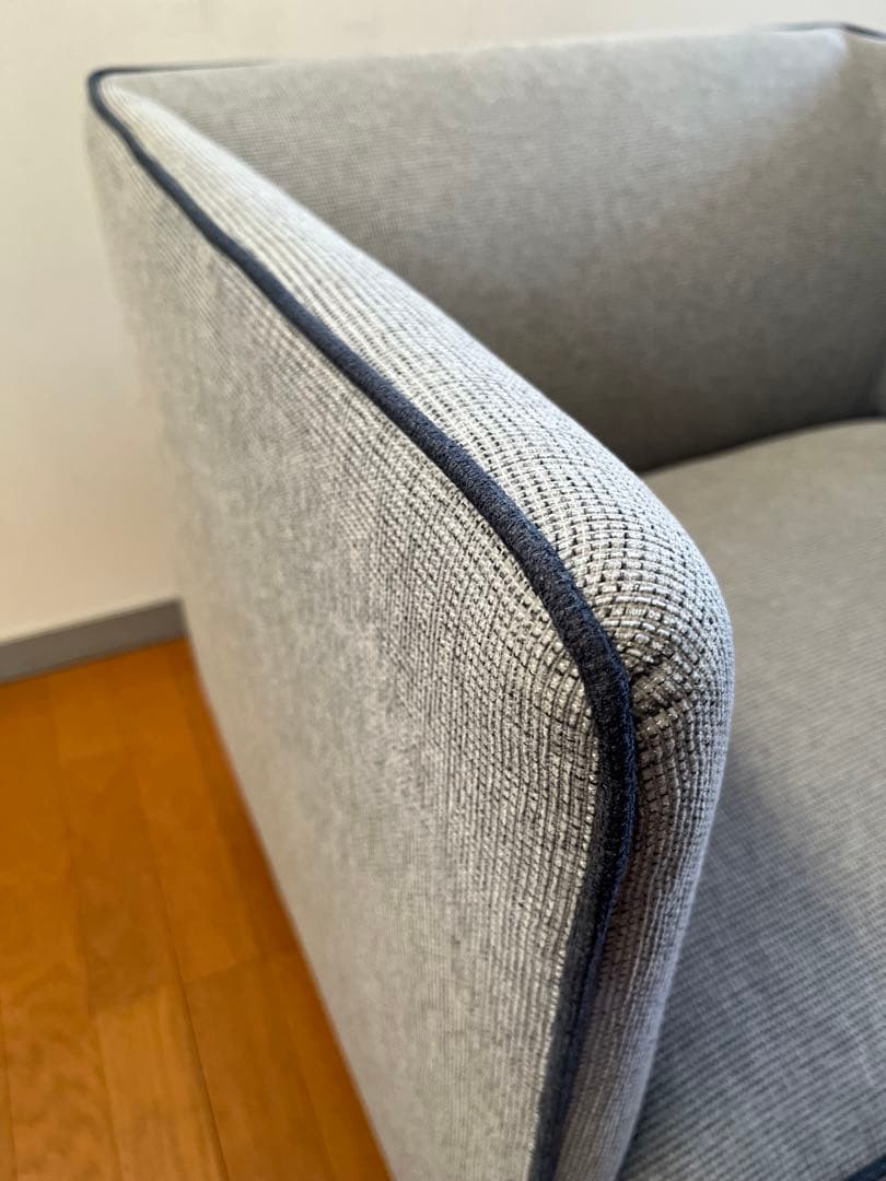 PLUS プラス　S1 アームチェア　① 19万　シングルソファ　モダン　美品