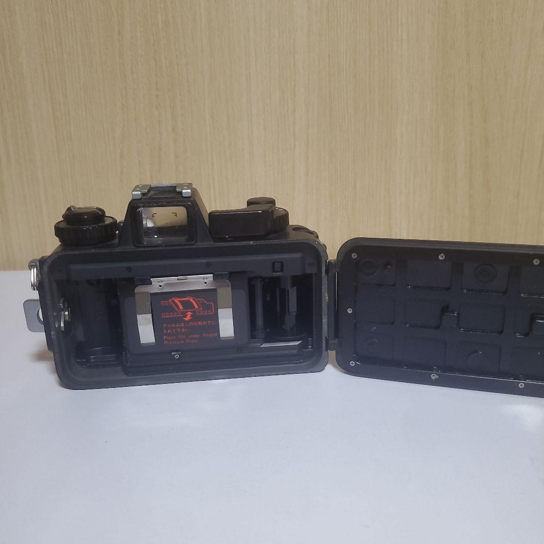 ニコノスVNikonos-V オレンジと黒 フィルムカメラ広角レンズ