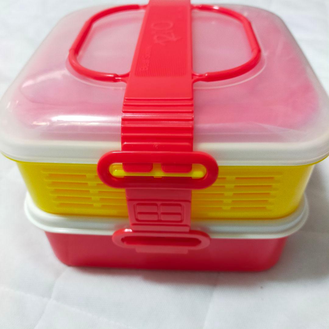 HELLO KITTY 2011年製　ランチボックス　レトロ弁当箱　ピクニック