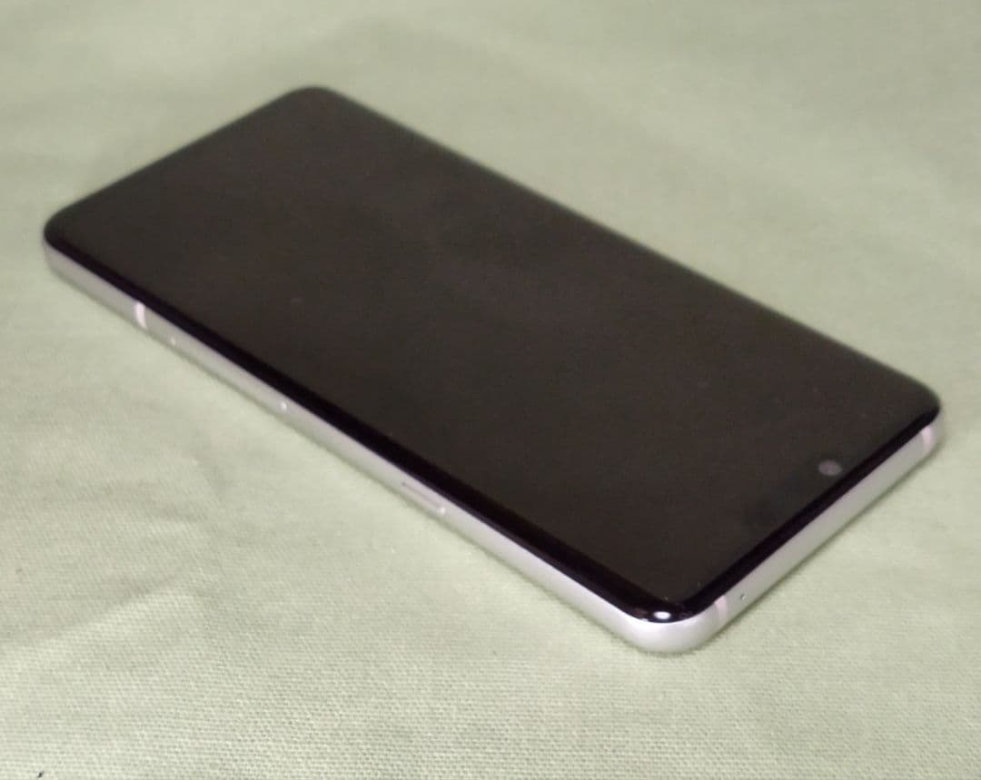 訳アリ docomo LG style3 L-41A SIMフリー 防水 1