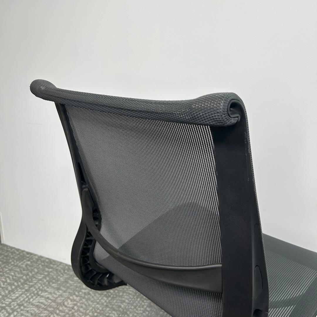 Herman millerハーマンミラーSetu（セトゥ）チェア.